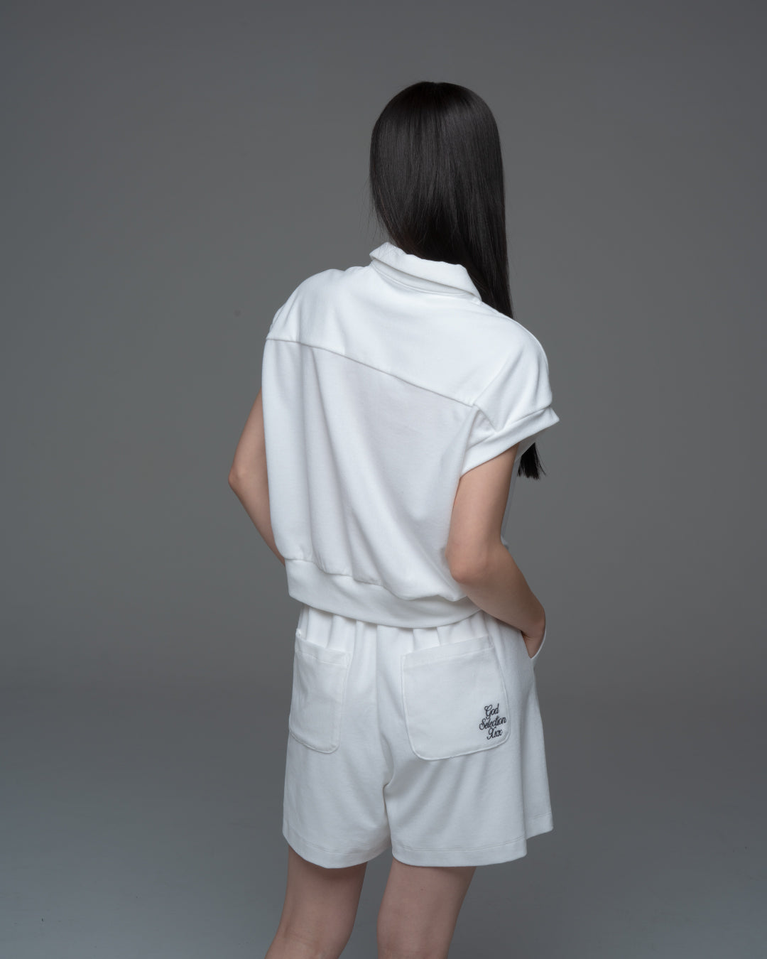 Back Script Logo Pile Shortpants