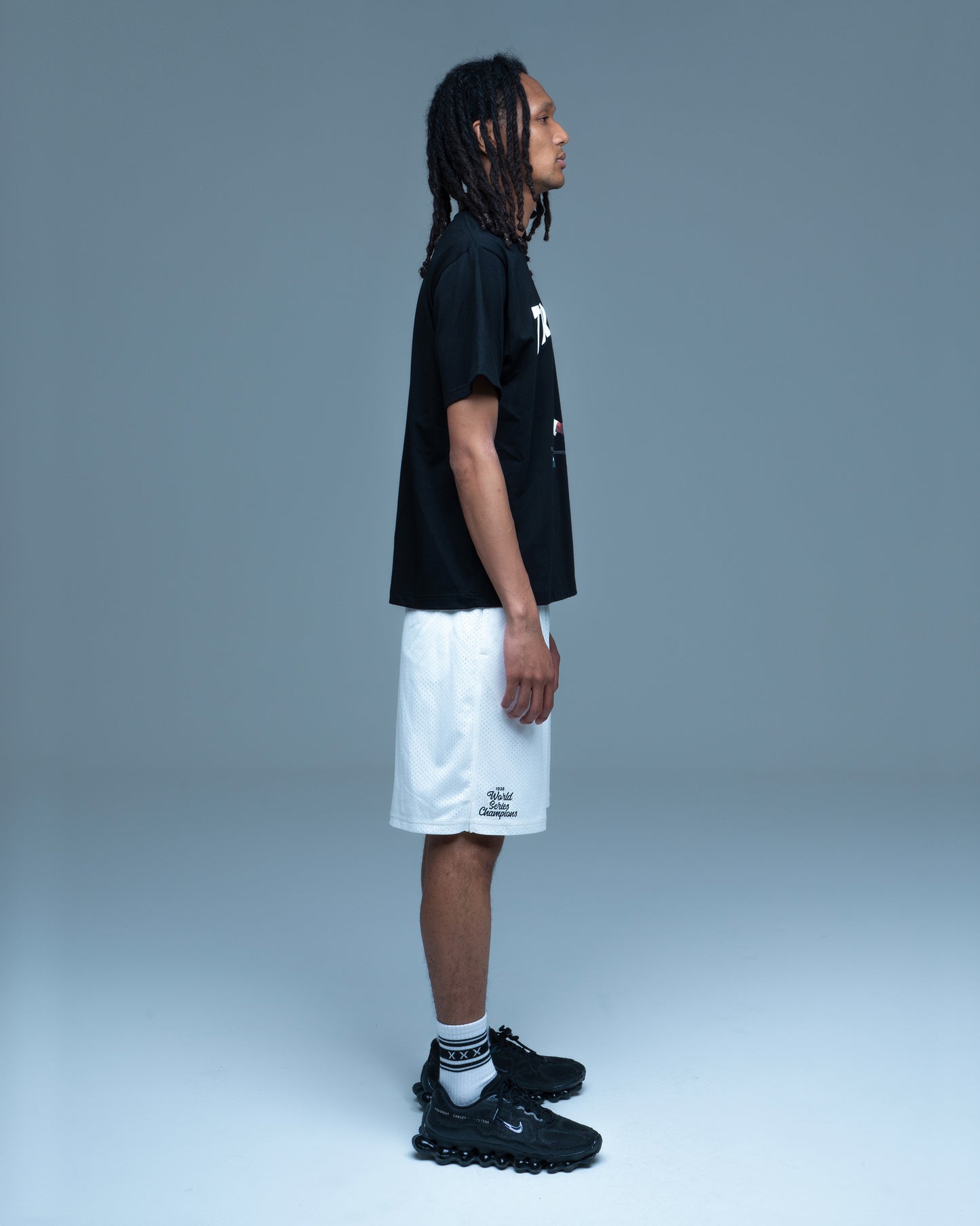 TRIPLEX Arch Logo Player Photo Tee