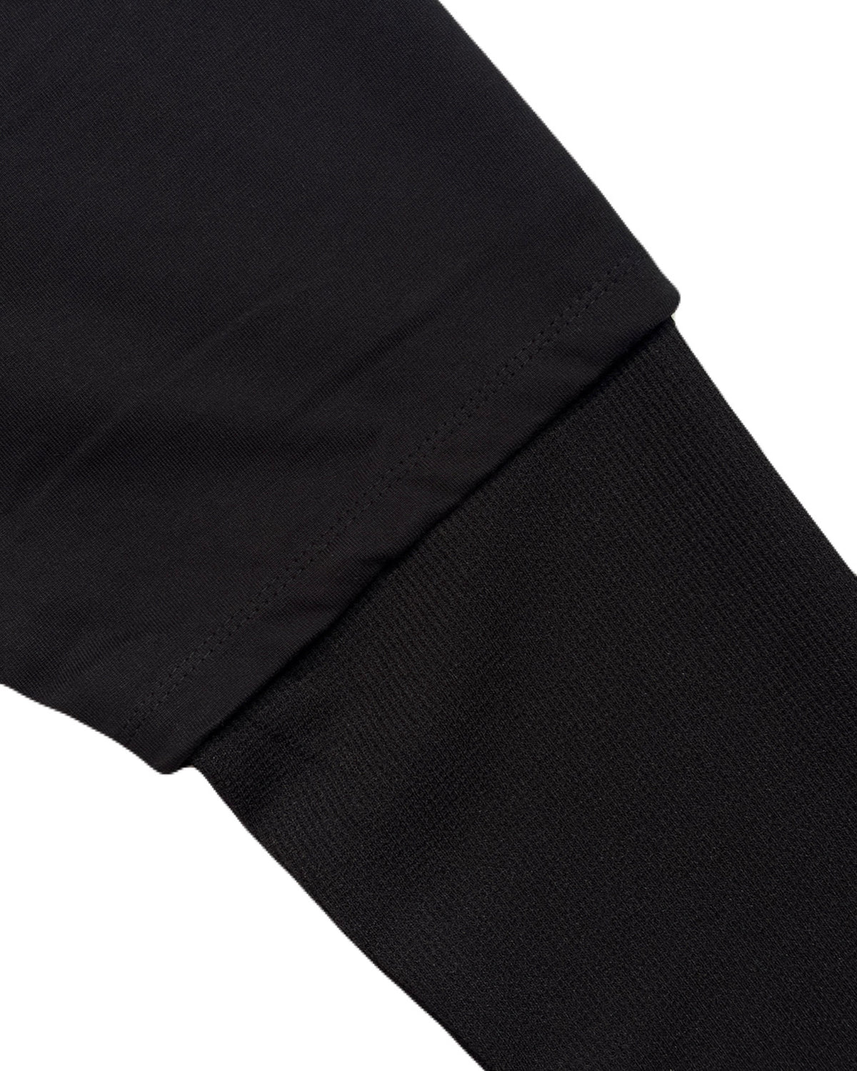 TRIPLE GUNS EMBLEM LAYERED T-SHIRT